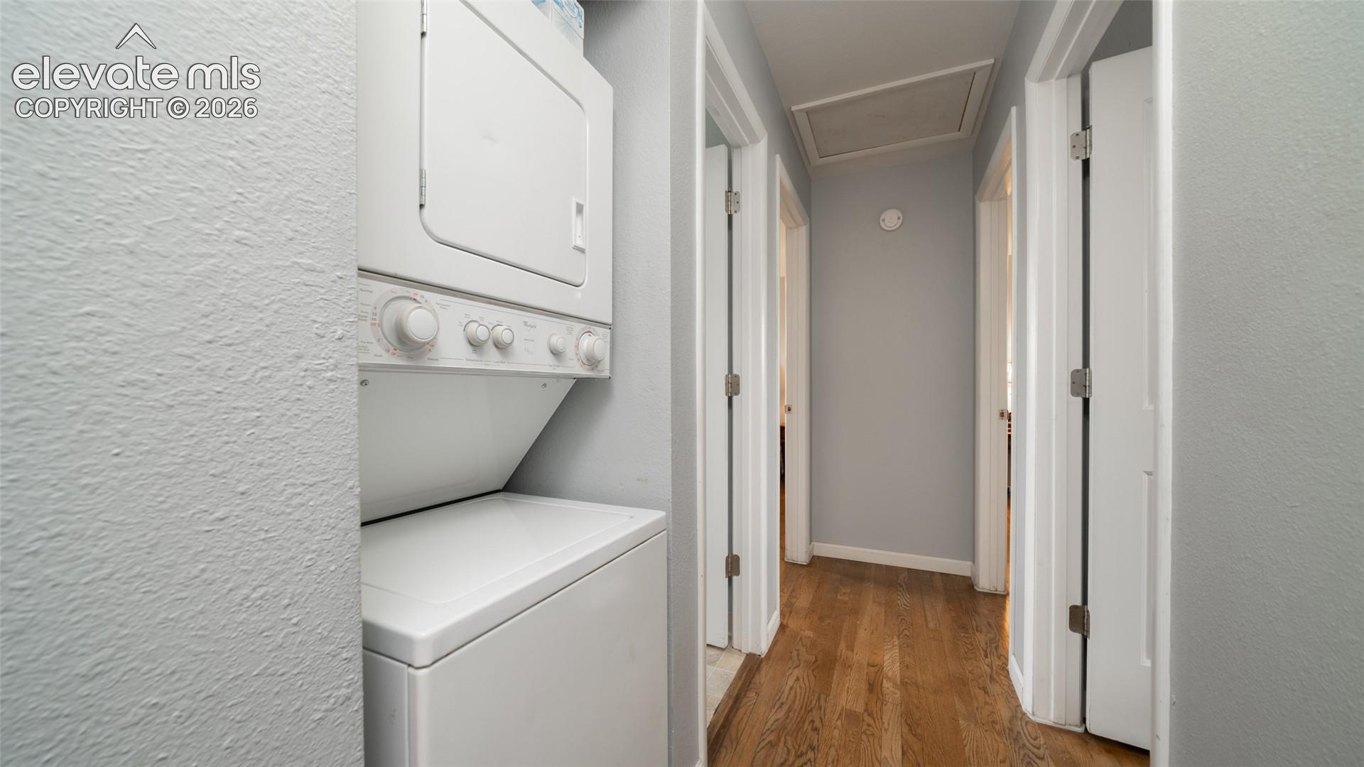 Listing photo 6 for 3 Otowi Drive