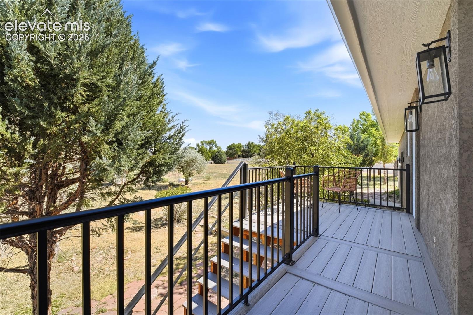 Listing photo 33 for 1361 S Tonalea Drive