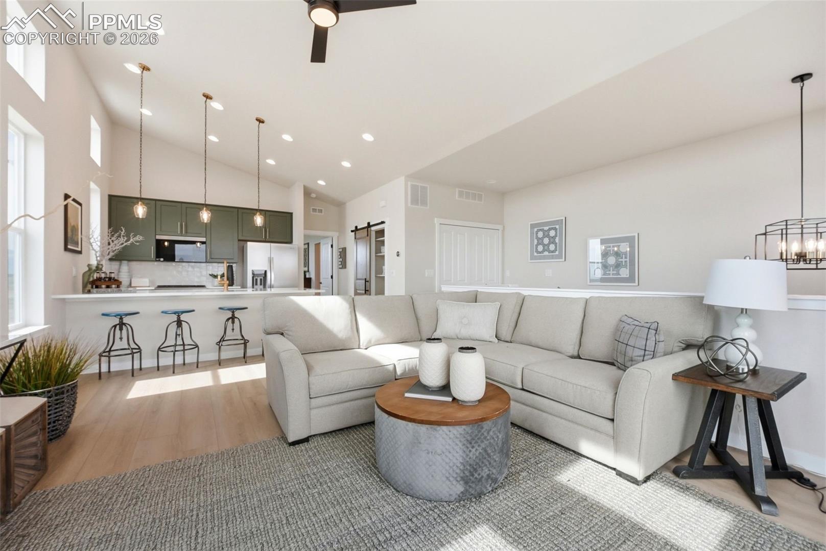 9456 Traveler Terrace, photo 9