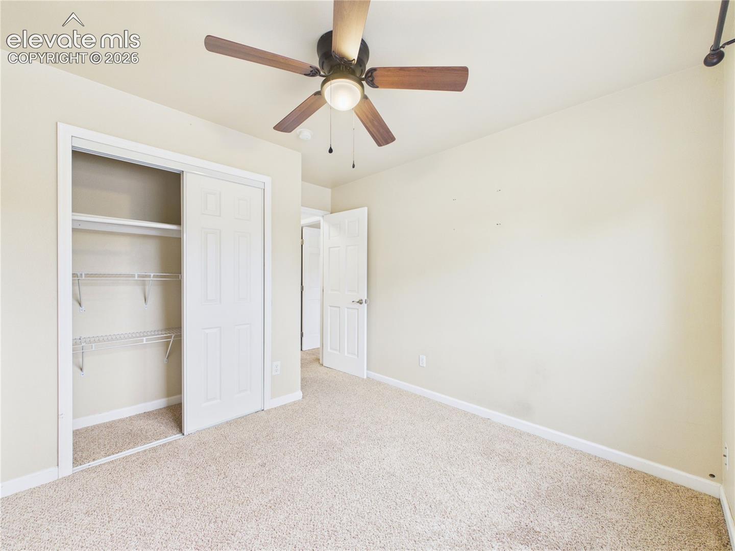 Listing photo 17 for 1945 Mineola Street