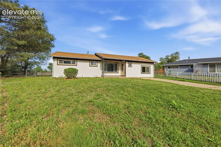72 Doris Drive — listing photo