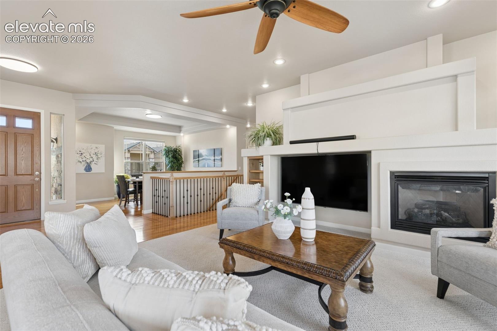 Listing photo 10 for 1420 Symphony Heights