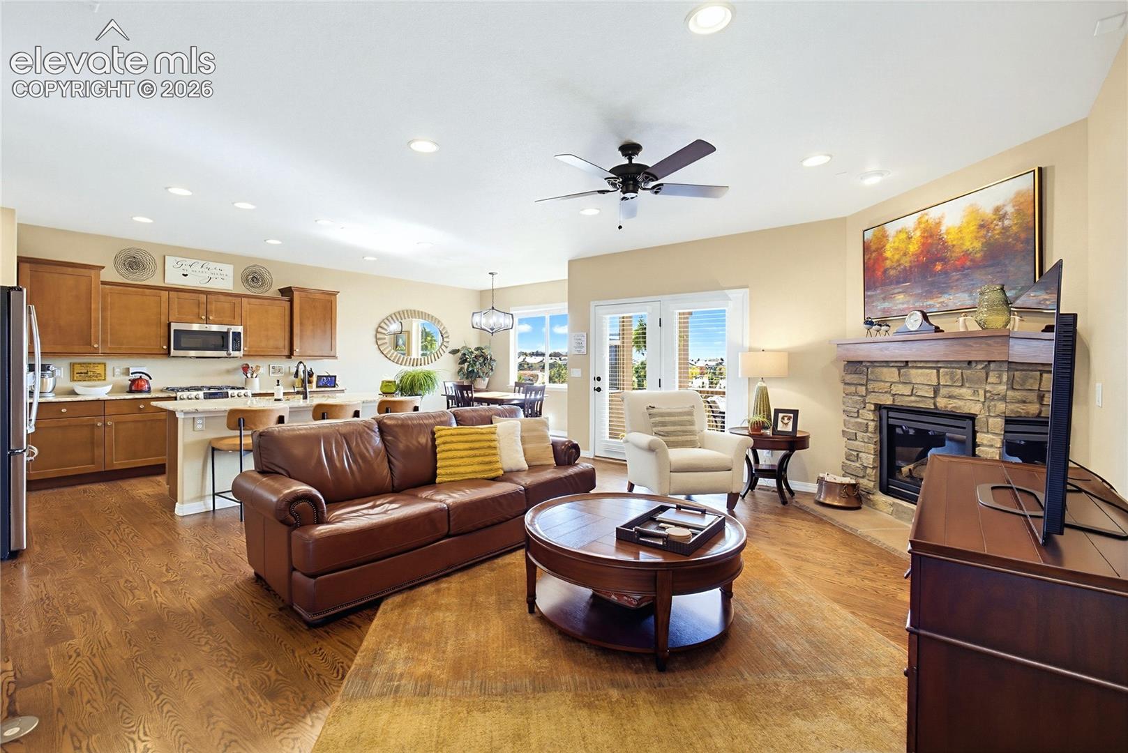 Listing photo 5 for 13060 Cupcake Heights
