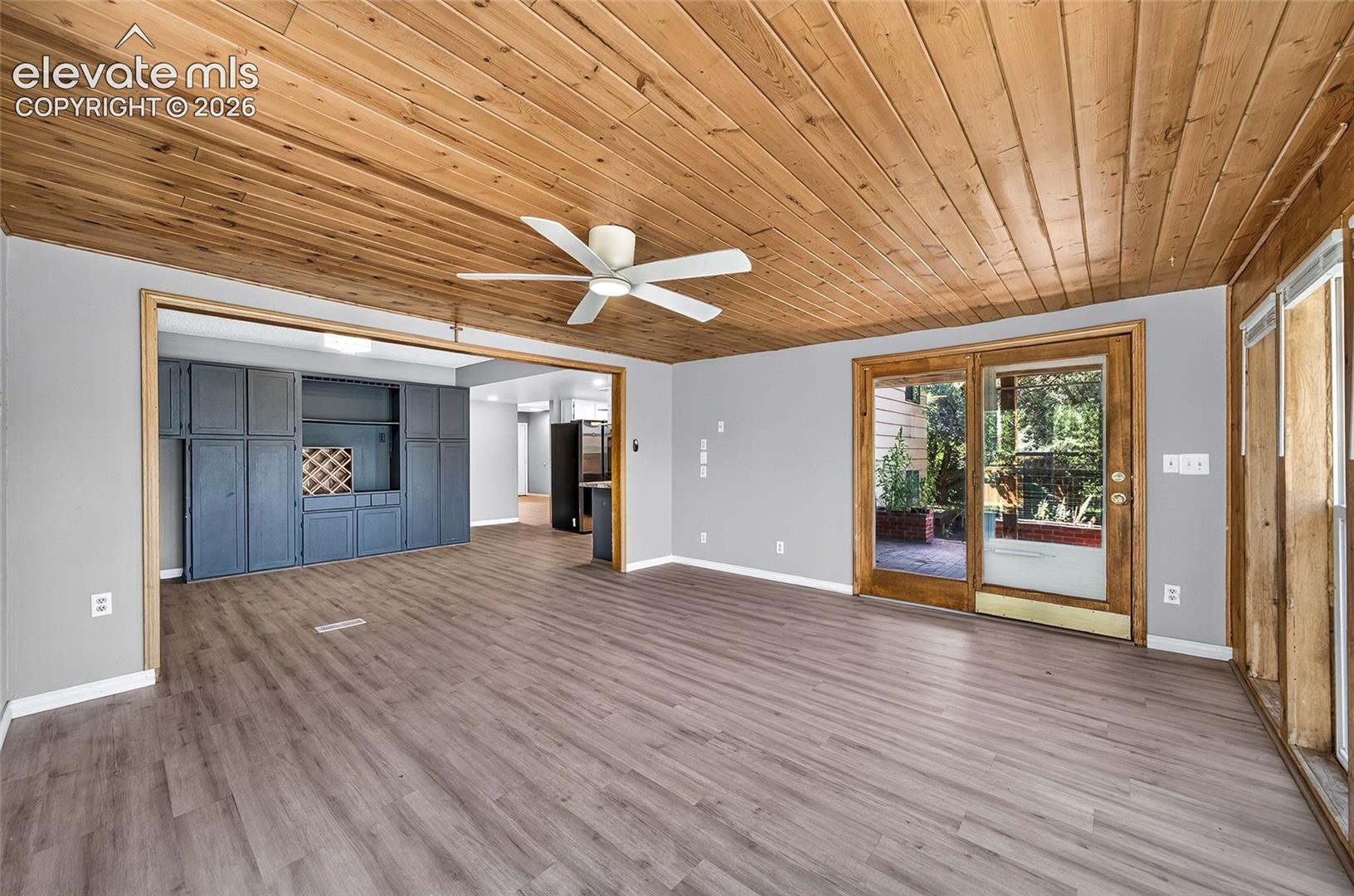 Listing photo 12 for 2236 Vintage Drive