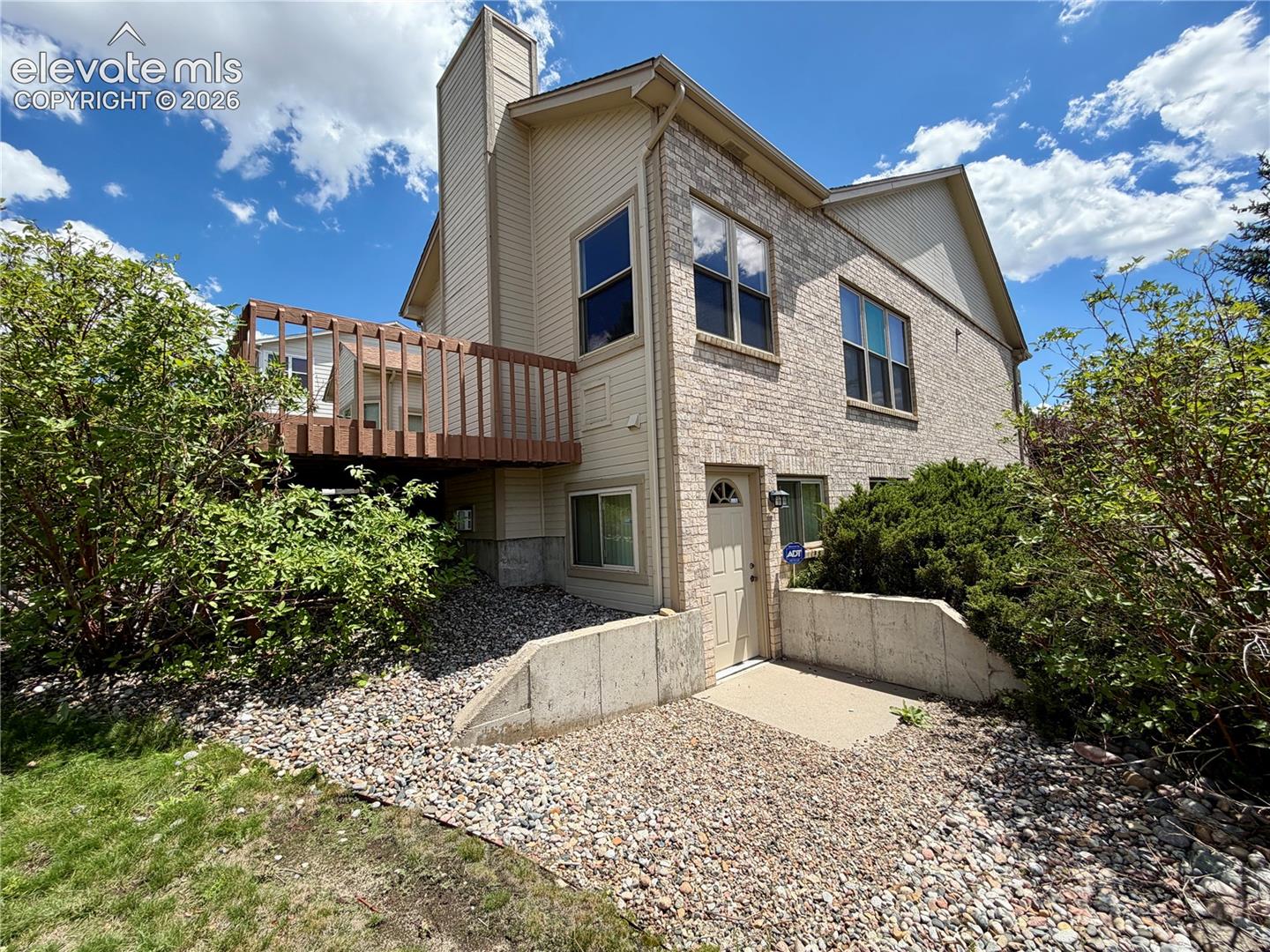 8402 Sutterfield Drive, photo 4