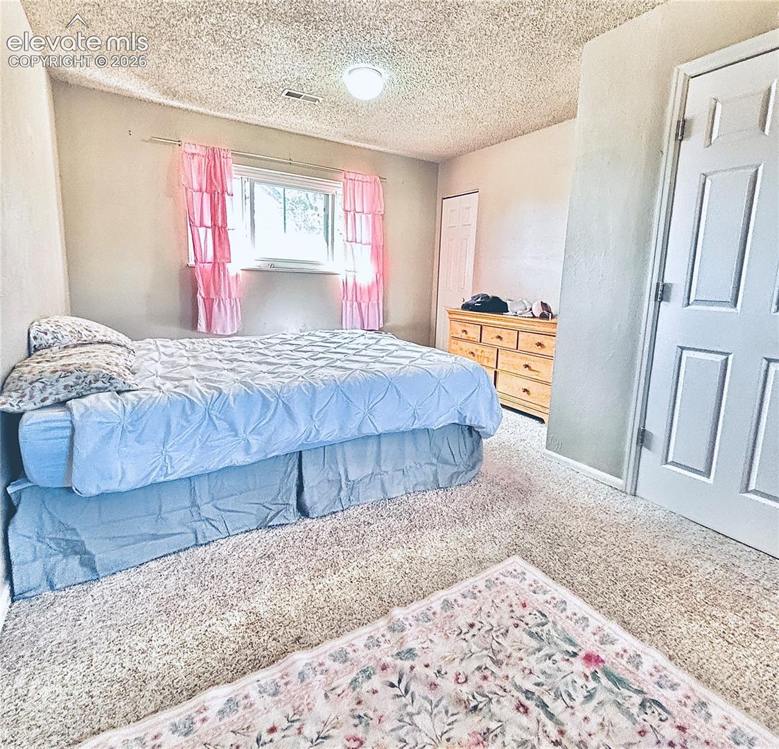 Listing photo 21 for 7265 Killington Street