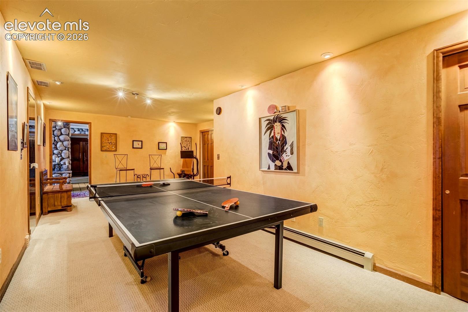 Listing photo 33 for 19330 Greenwood Drive