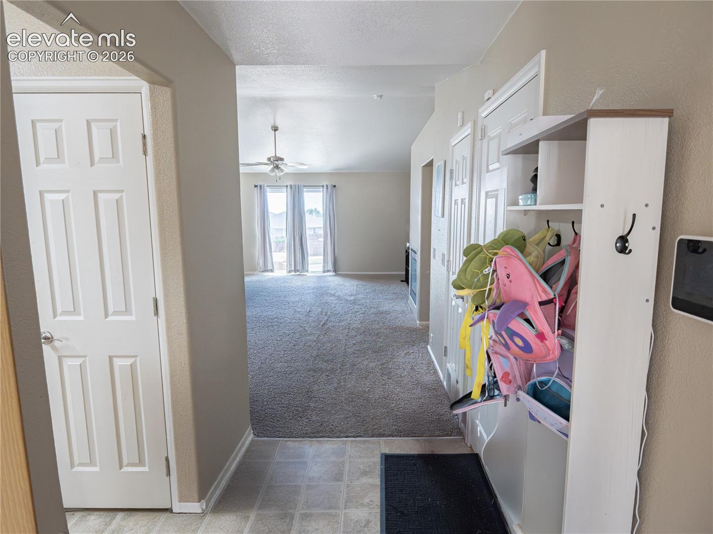 Listing photo 4 for 8806 Silver Glen Drive