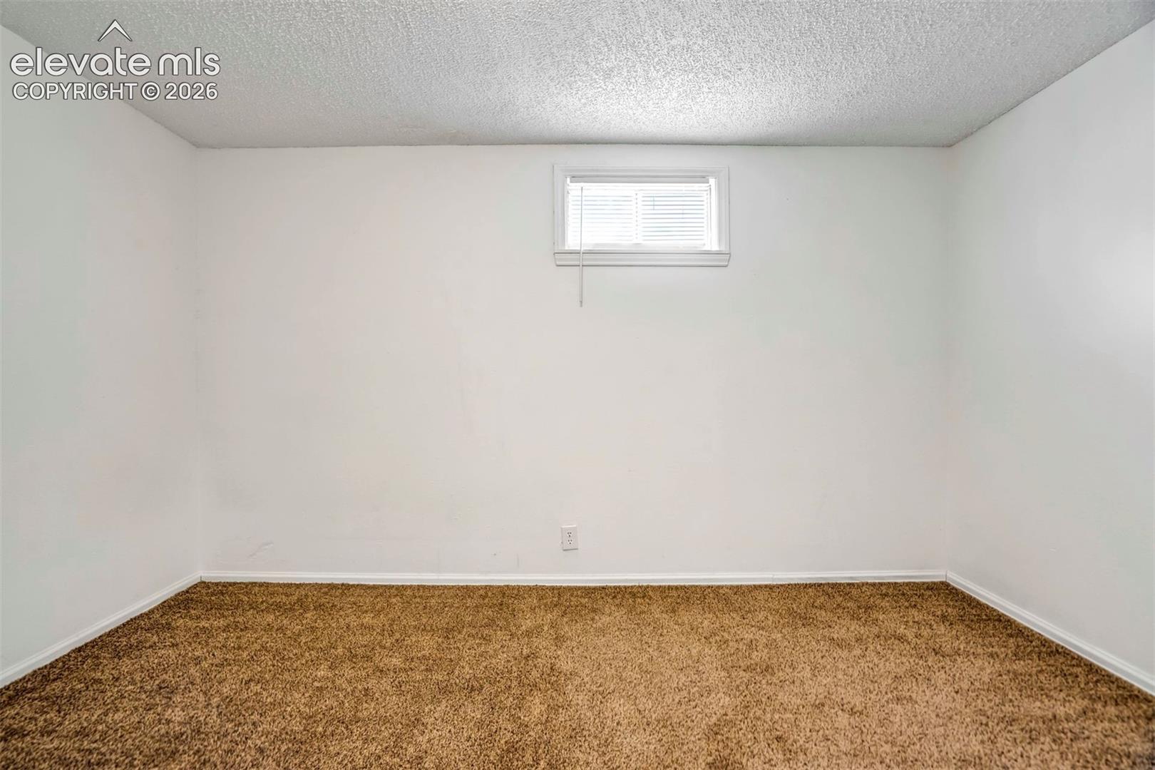 Listing photo 24 for 2408 Tucci Lane