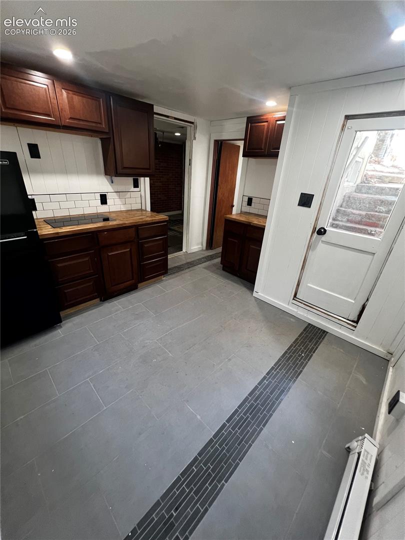 Listing photo 29 for 602 RUXTON Avenue