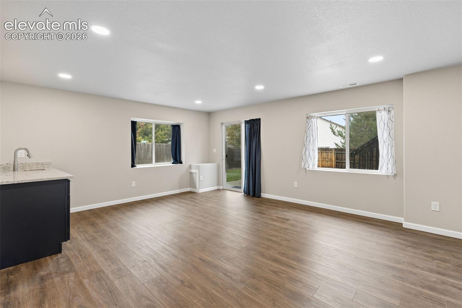 Listing photo 27 for 4722 Little London Drive