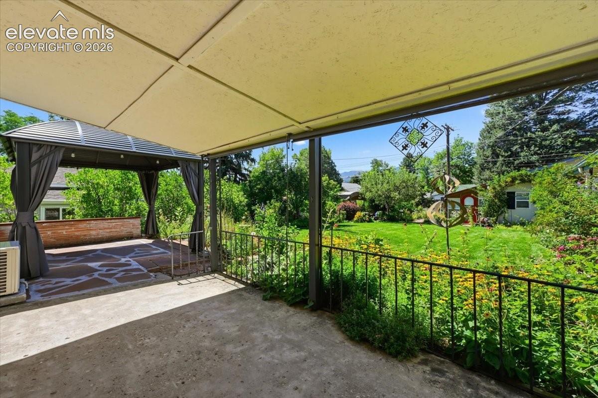 912 Sheridan Avenue, photo 10
