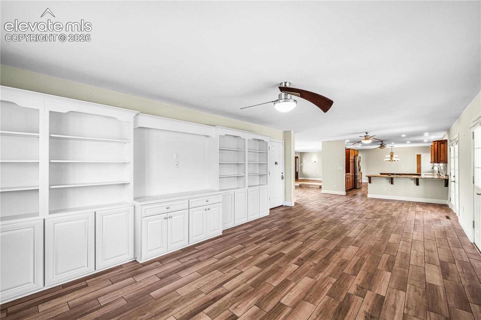 Listing photo 17 for 3514 St Clair Avenue