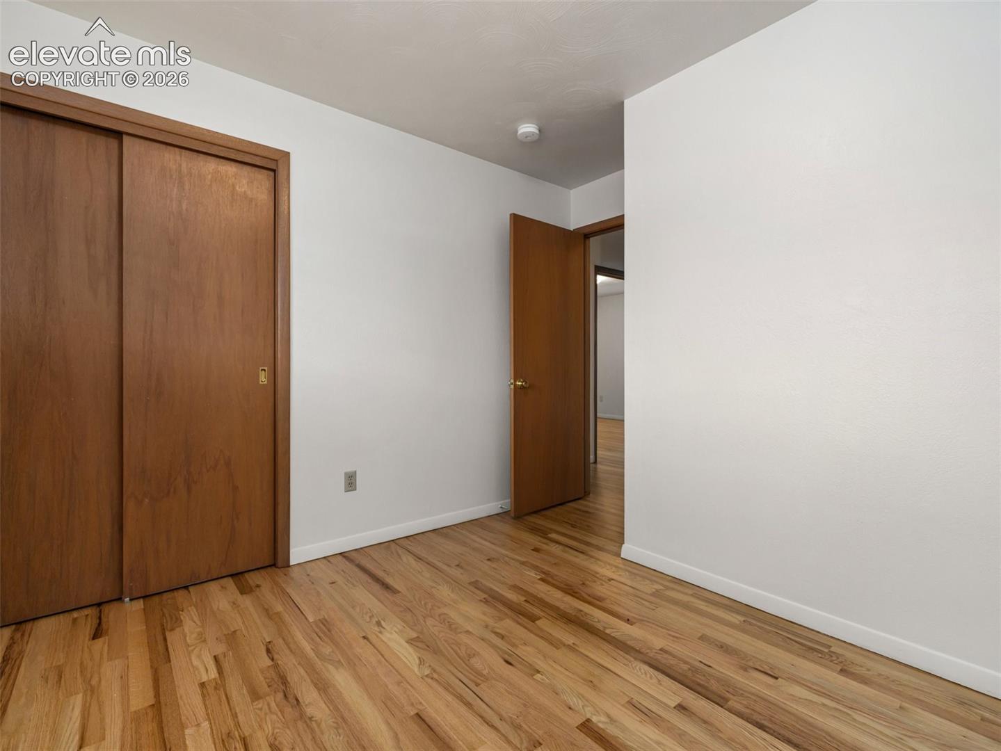 Listing photo 21 for 321 W Adams Avenue