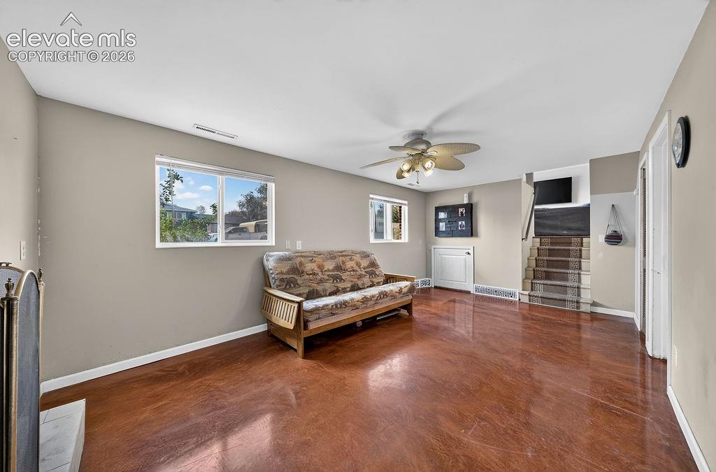 Listing photo 22 for 1345 Southmoor Drive