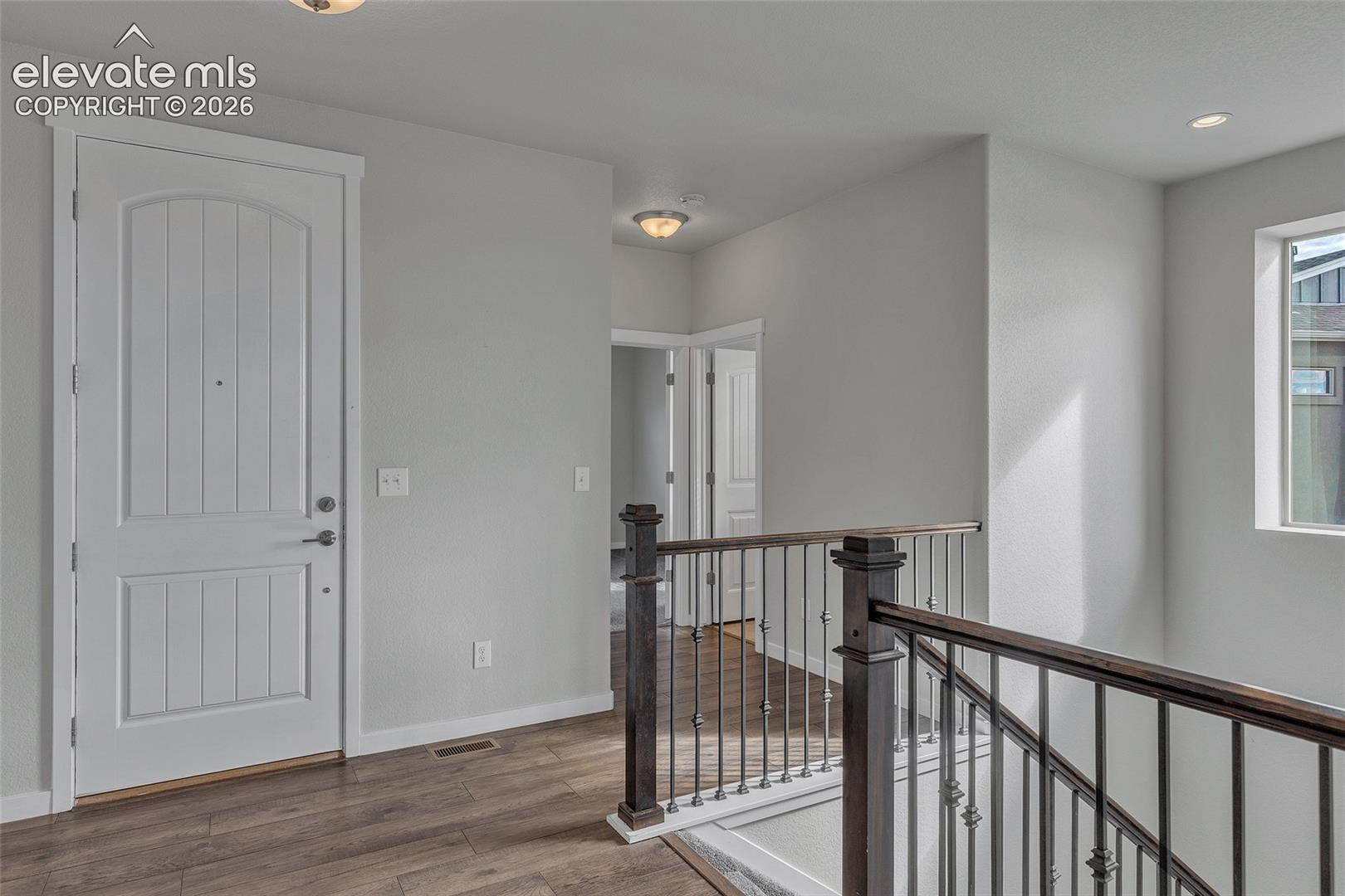 Listing photo 6 for 6327 Harney Drive