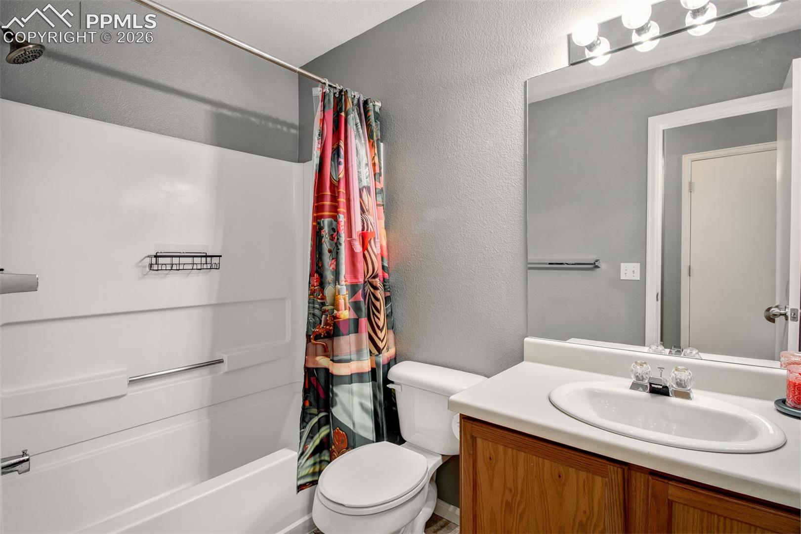 Listing photo 22 for 7533 Sistine Lane