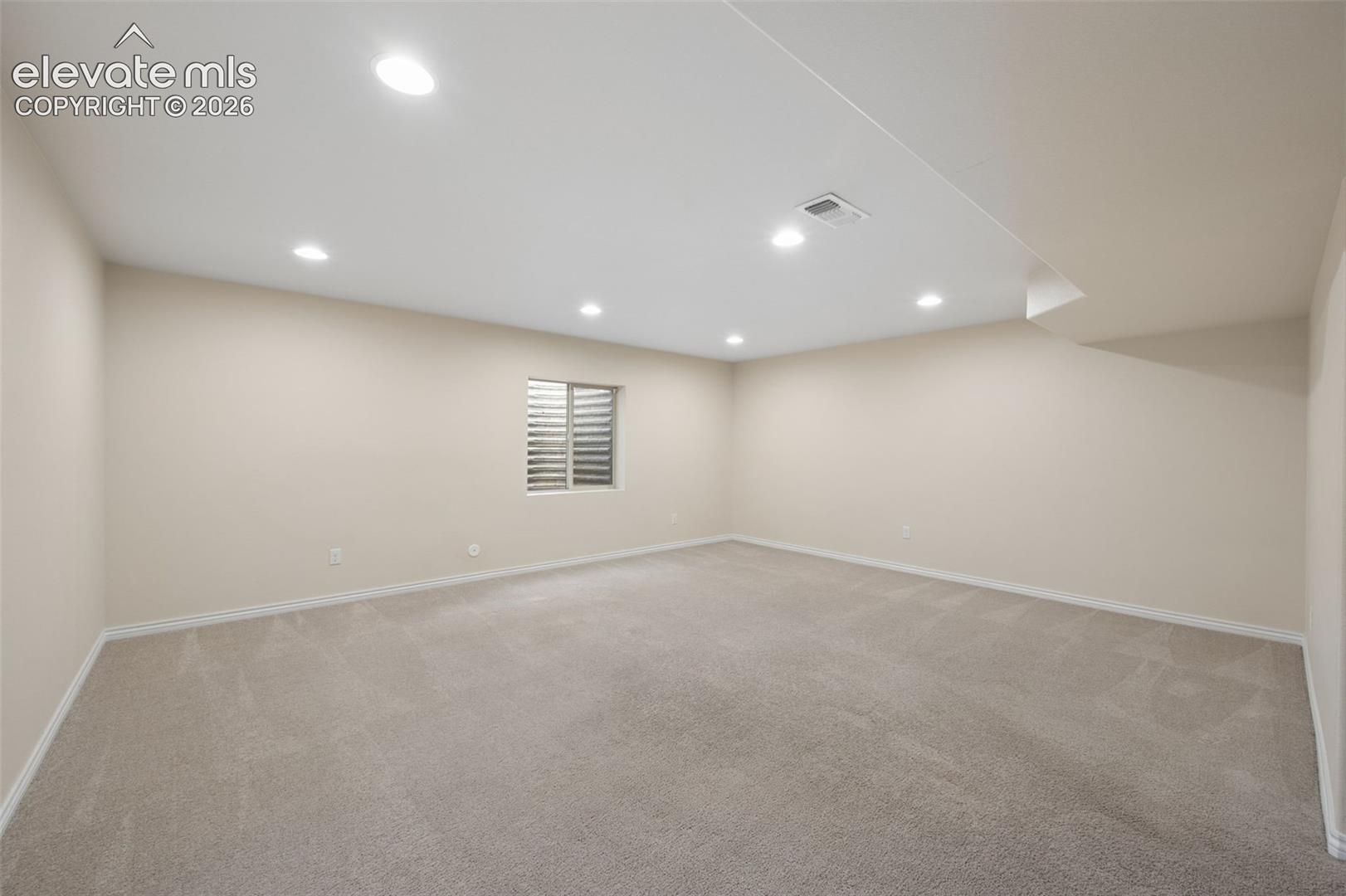 Listing photo 27 for 3446 Daydreamer Drive