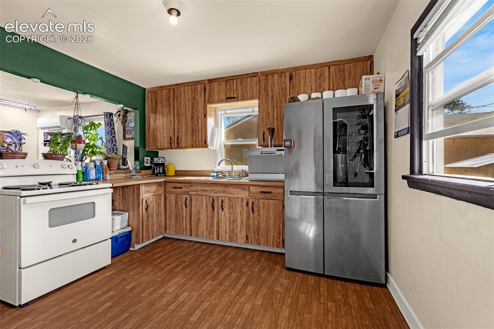Listing photo 9 for 120 W 22nd Street