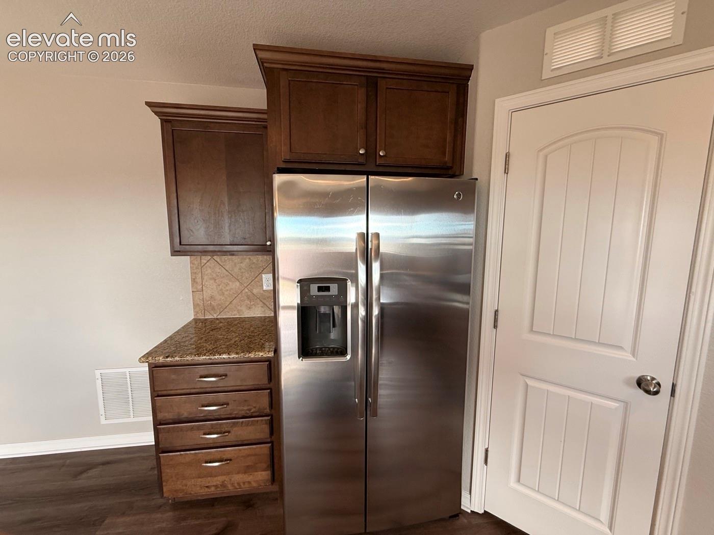 Listing photo 18 for 7227 Trione Lane
