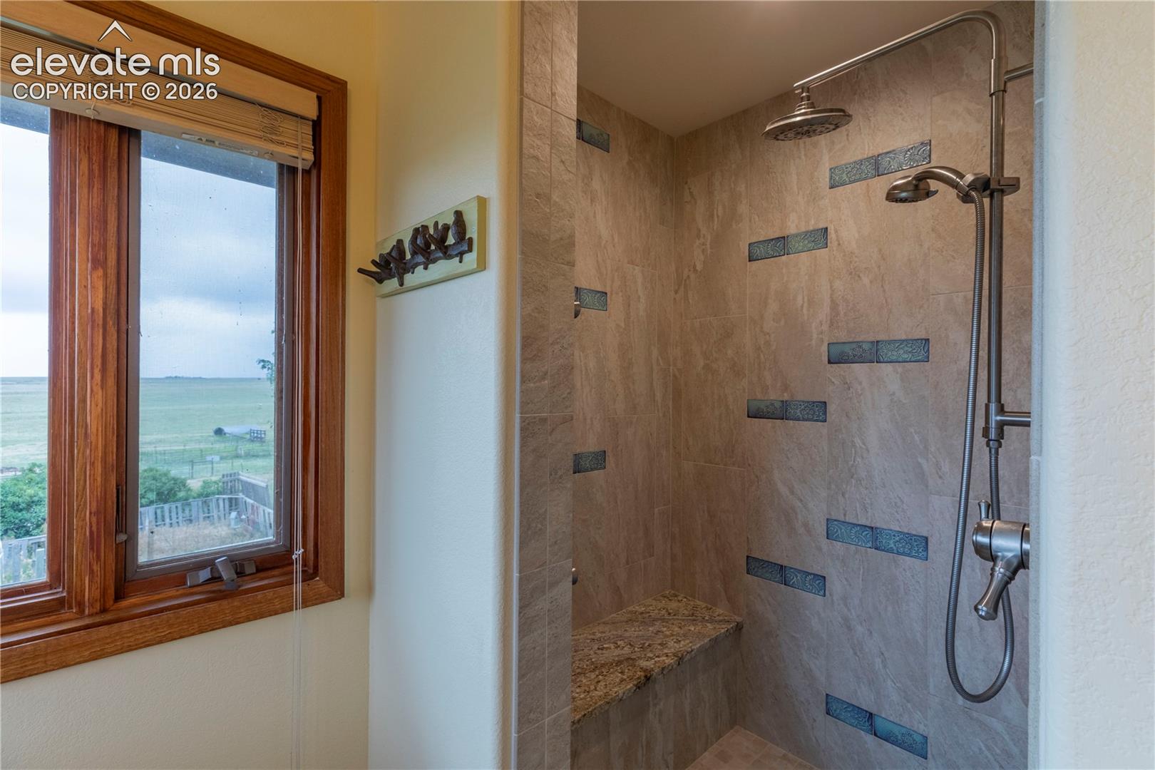 Listing photo 14 for 13850 N Ellicott Highway
