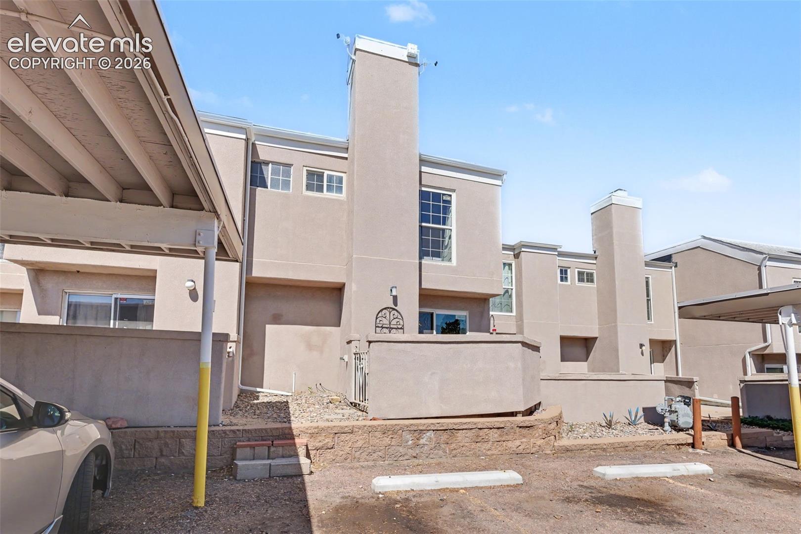 Listing photo 25 for 3110 Van Teylingen Drive E