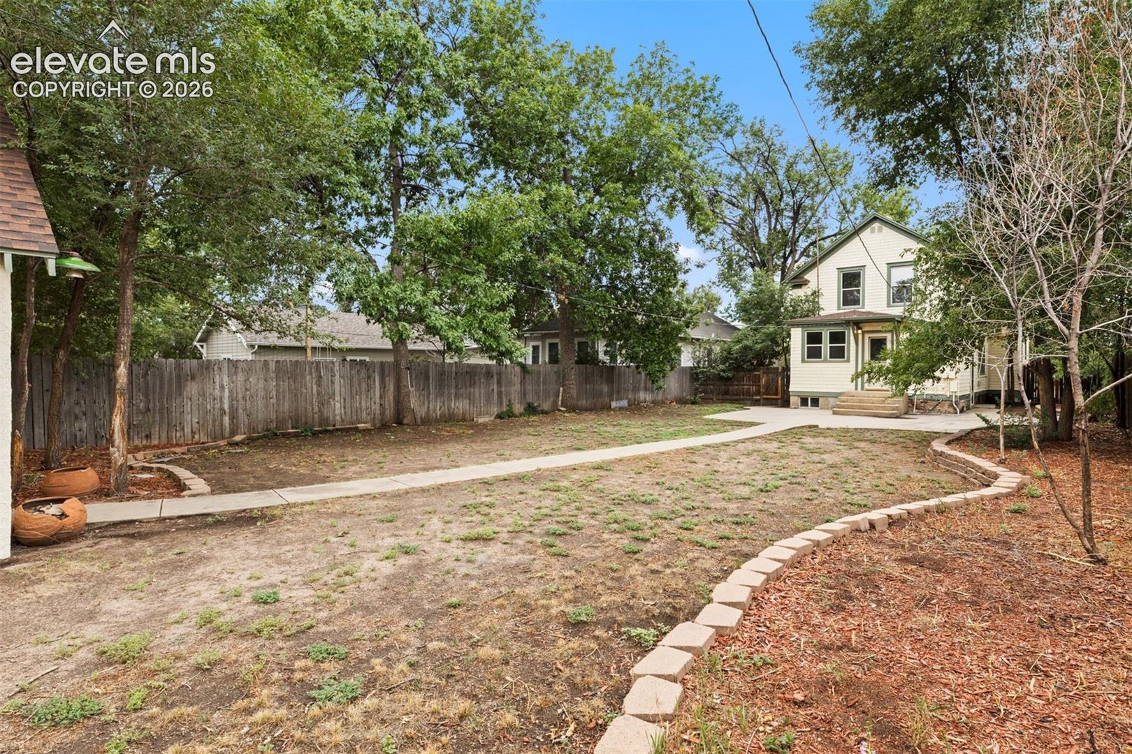 Listing photo 38 for 2309 N Nevada Avenue