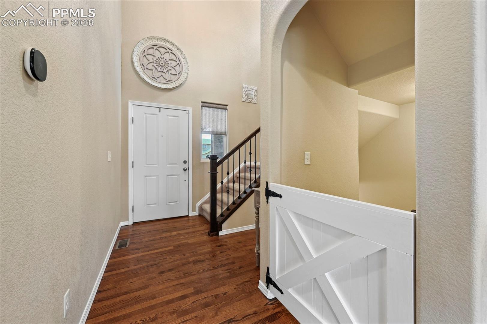 Listing photo 4 for 8742 Windy Plains Court
