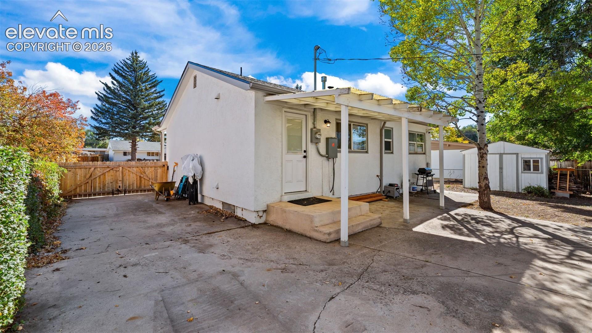 Listing photo 17 for 3210 Virginia Avenue