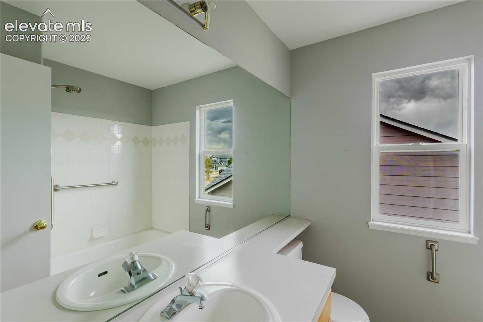 Listing photo 23 for 8156 Oliver Road