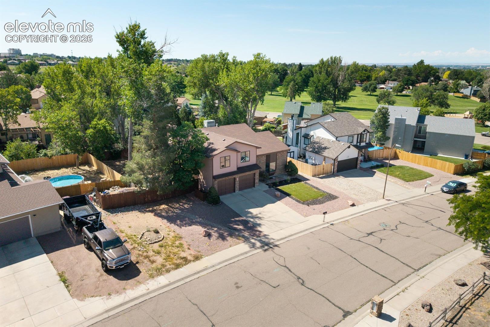 Listing photo 34 for 111 Ironweed Drive