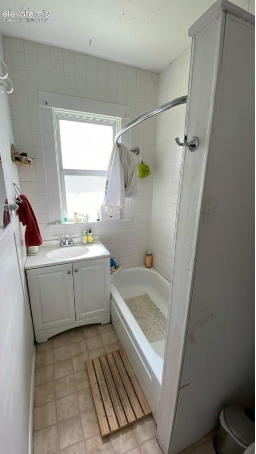 Listing photo 43 for 412 E St Vrain Street
