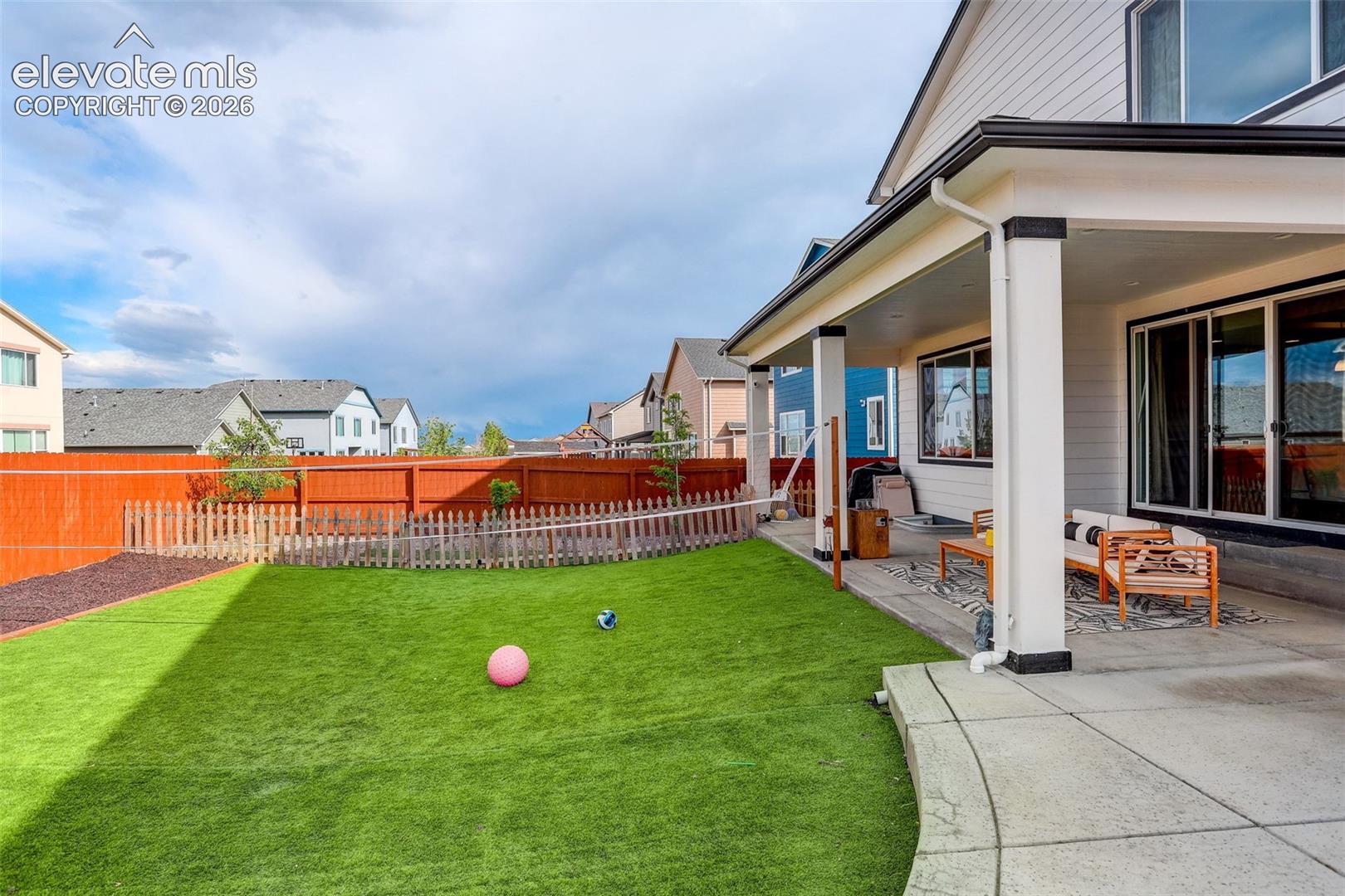 Listing photo 43 for 10877 Rolling Mesa Drive