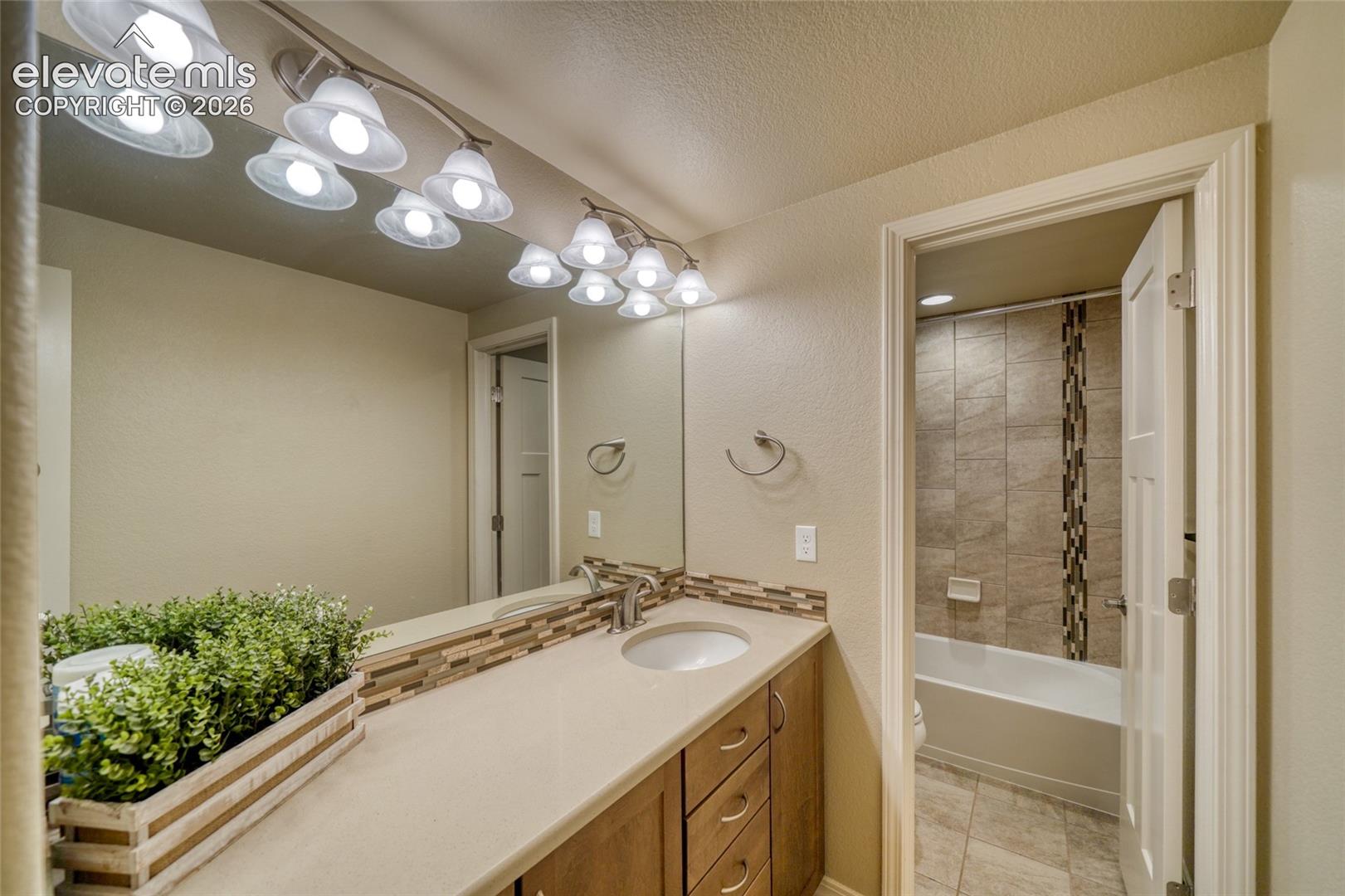 1782 Summerglow Lane, photo 42