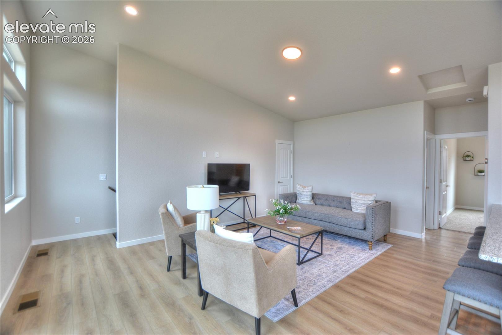 Listing photo 6 for 241 Front Street 101