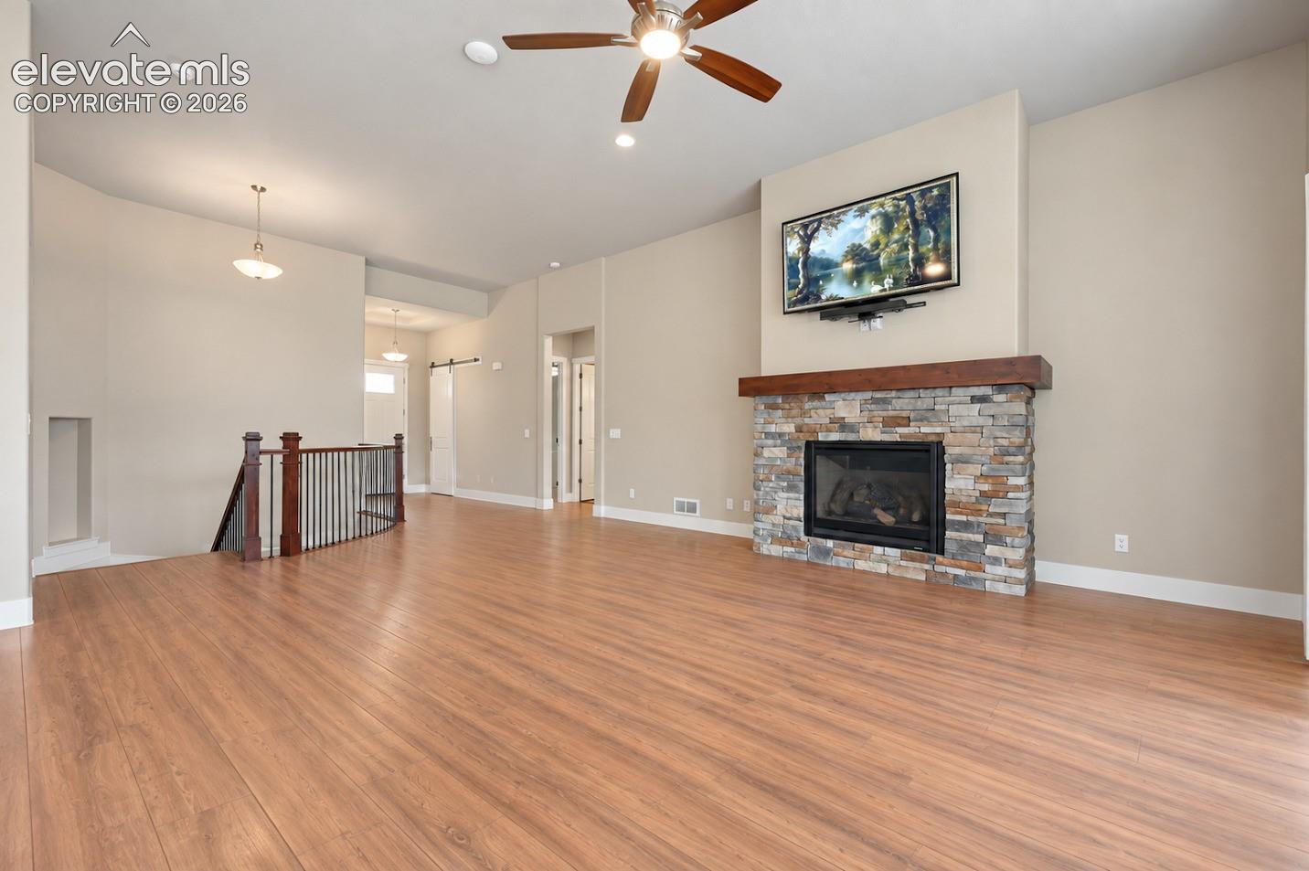 Listing photo 5 for 2272 Cabernet Court