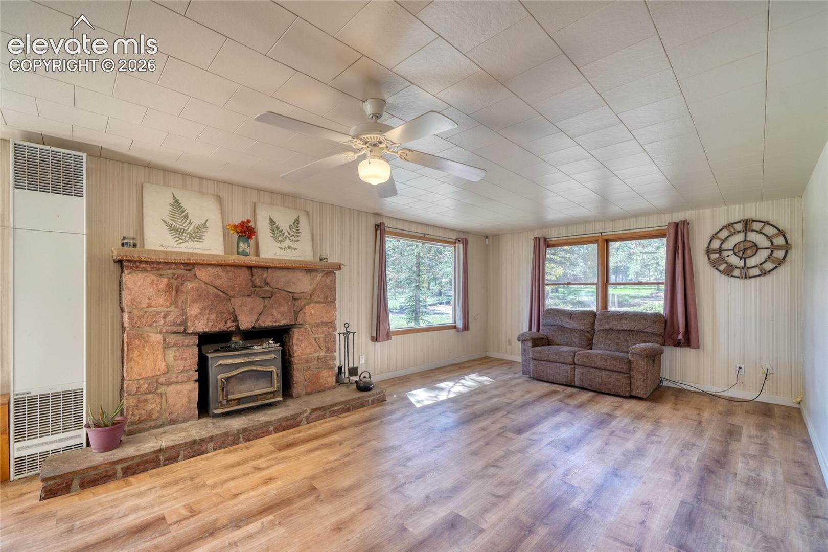 Listing photo 27 for 1867 Woodland Avenue