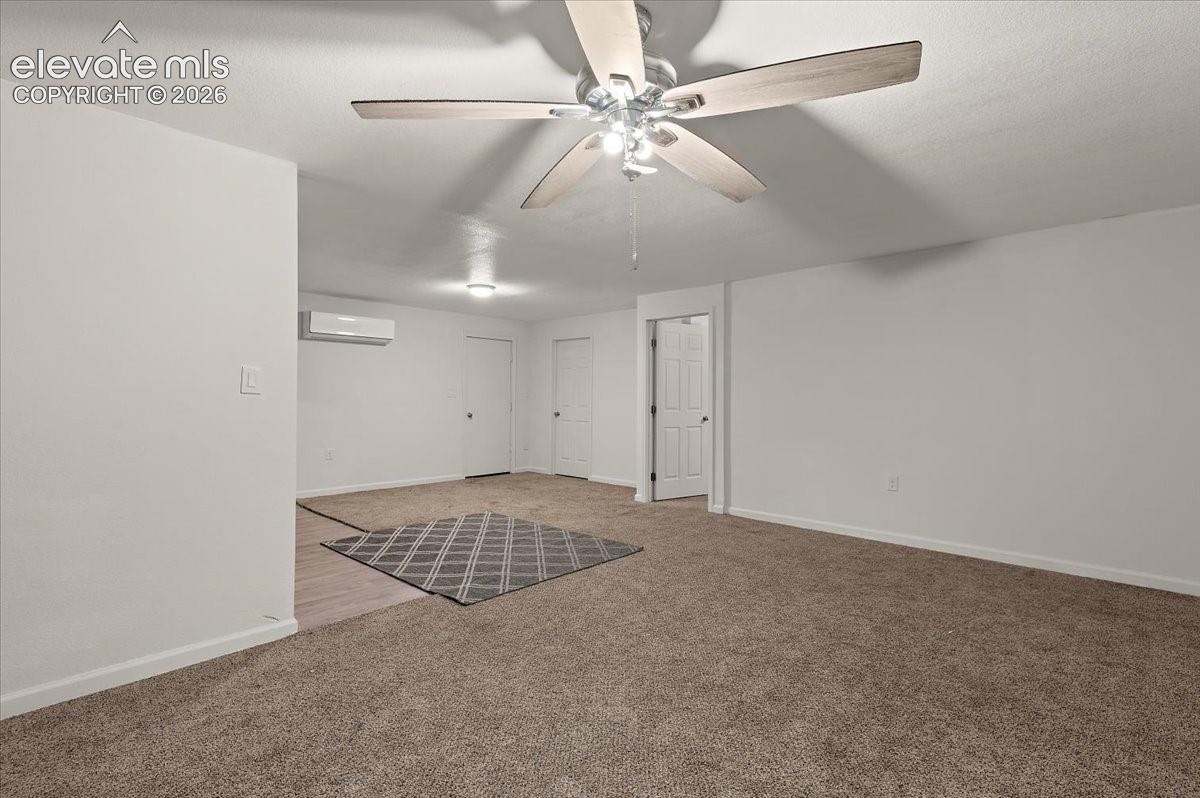 Listing photo 32 for 544 N Raymont Drive
