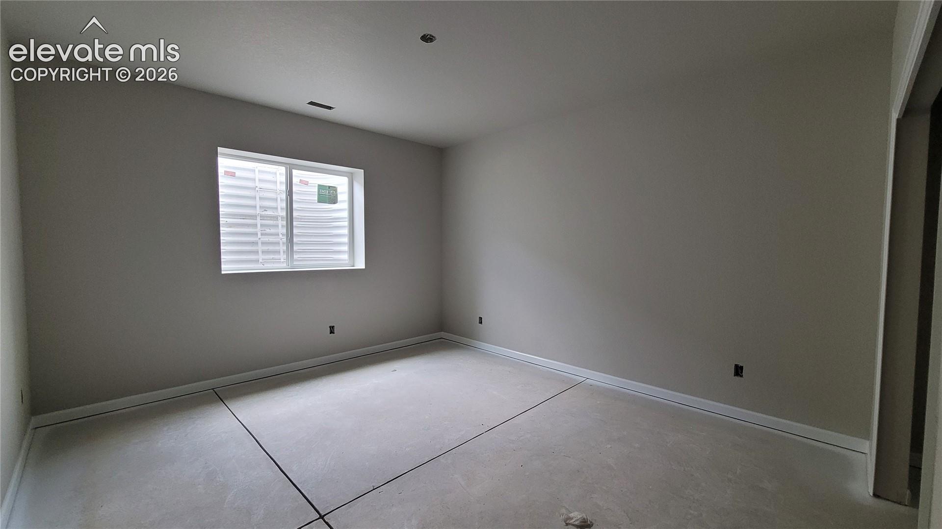 Listing photo 31 for 6670 Miro Lane