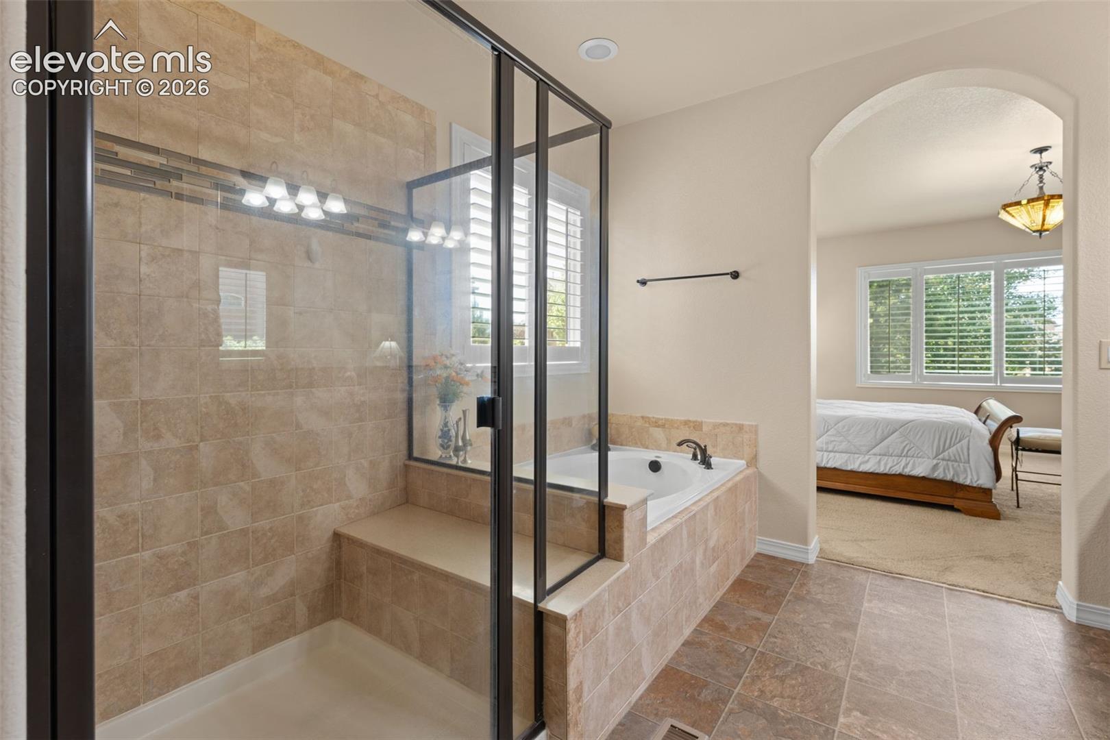 Listing photo 22 for 1168 Old North Gate Road