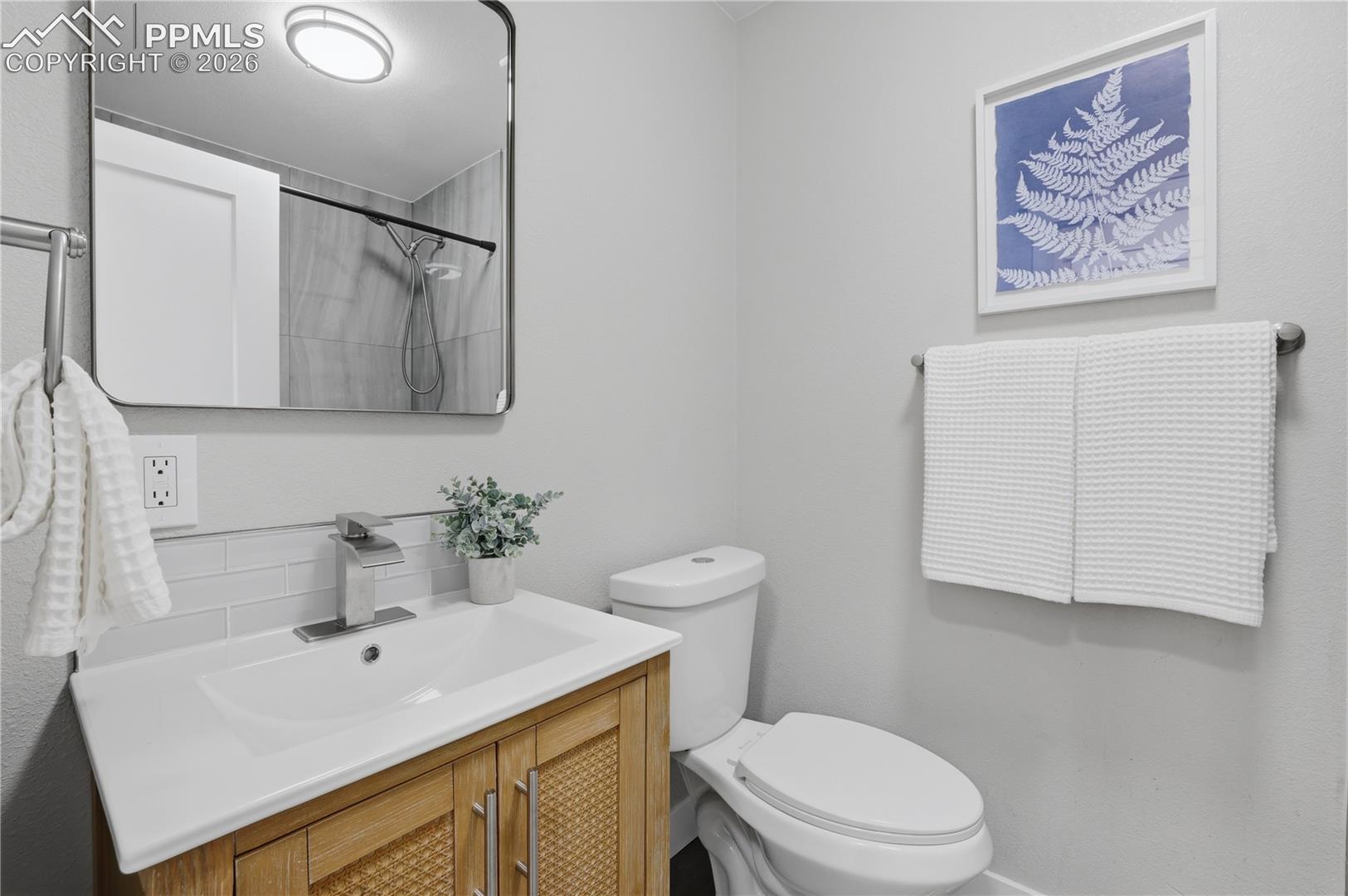 Listing photo 20 for 307 S Evergreen Street