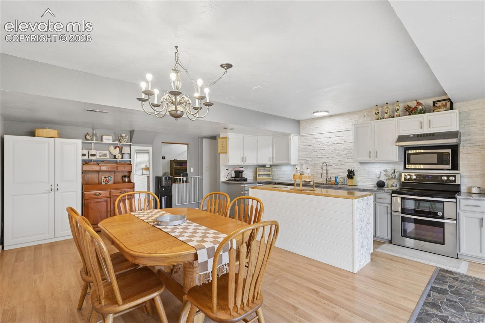Listing photo 15 for 601 Rye Ridge Road