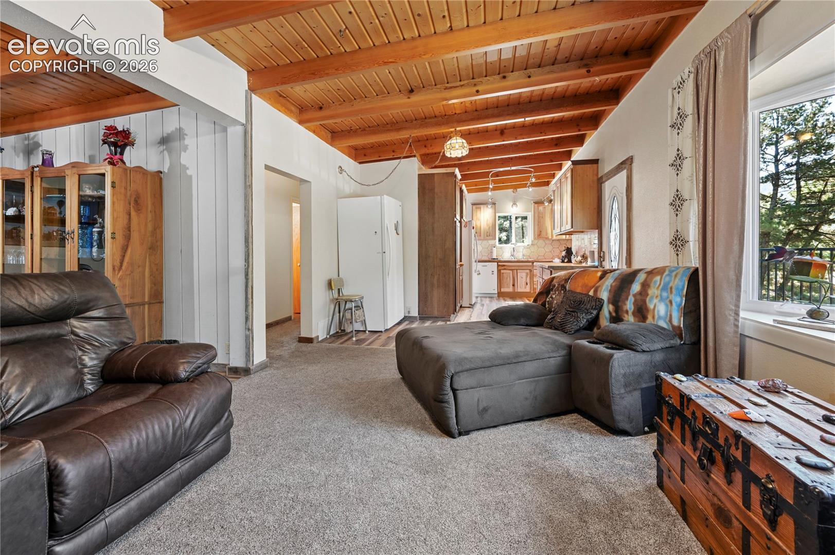 Listing photo 10 for 4455 Heizer Street
