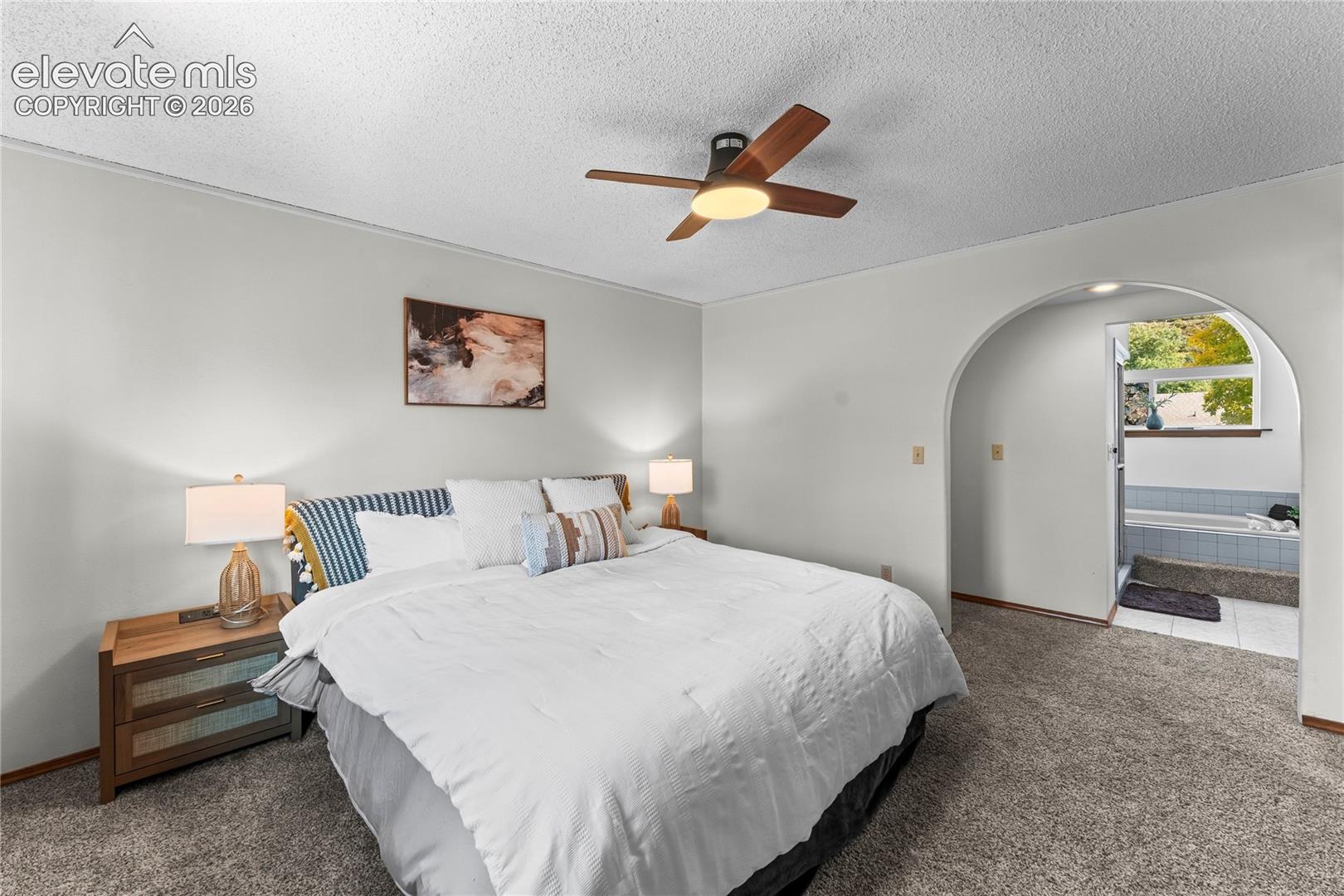 Listing photo 31 for 5870 Pemberton Way