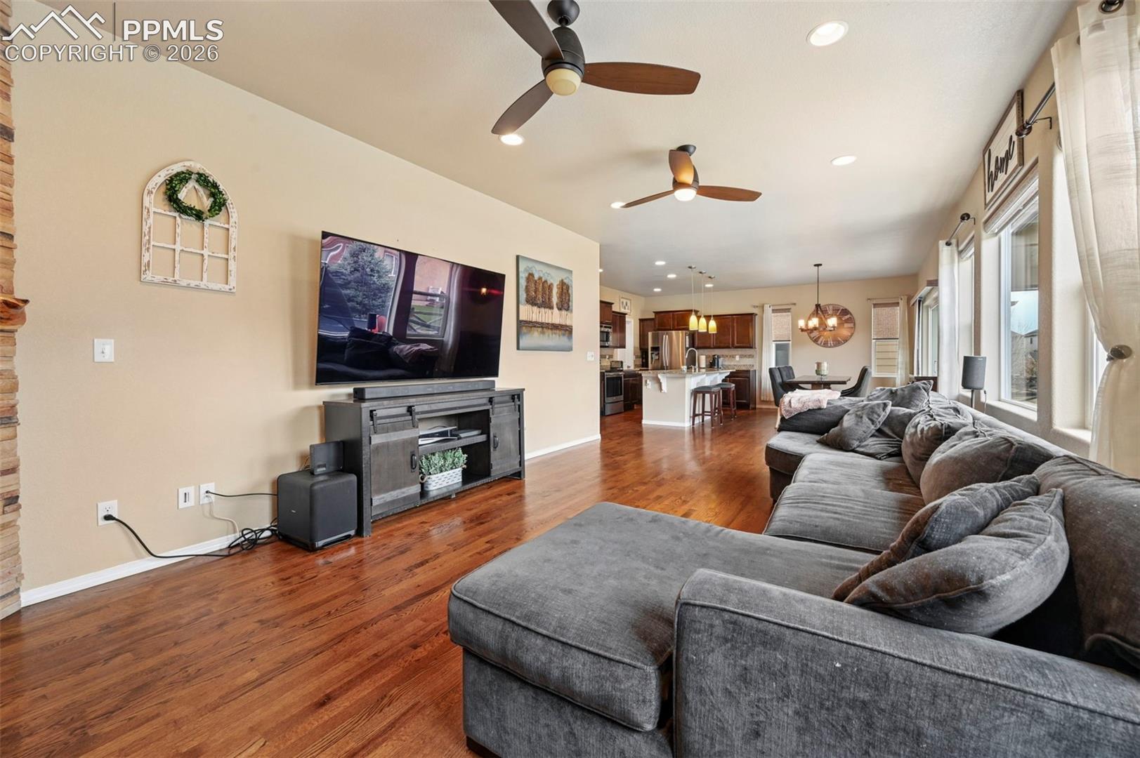Listing photo 12 for 8742 Windy Plains Court