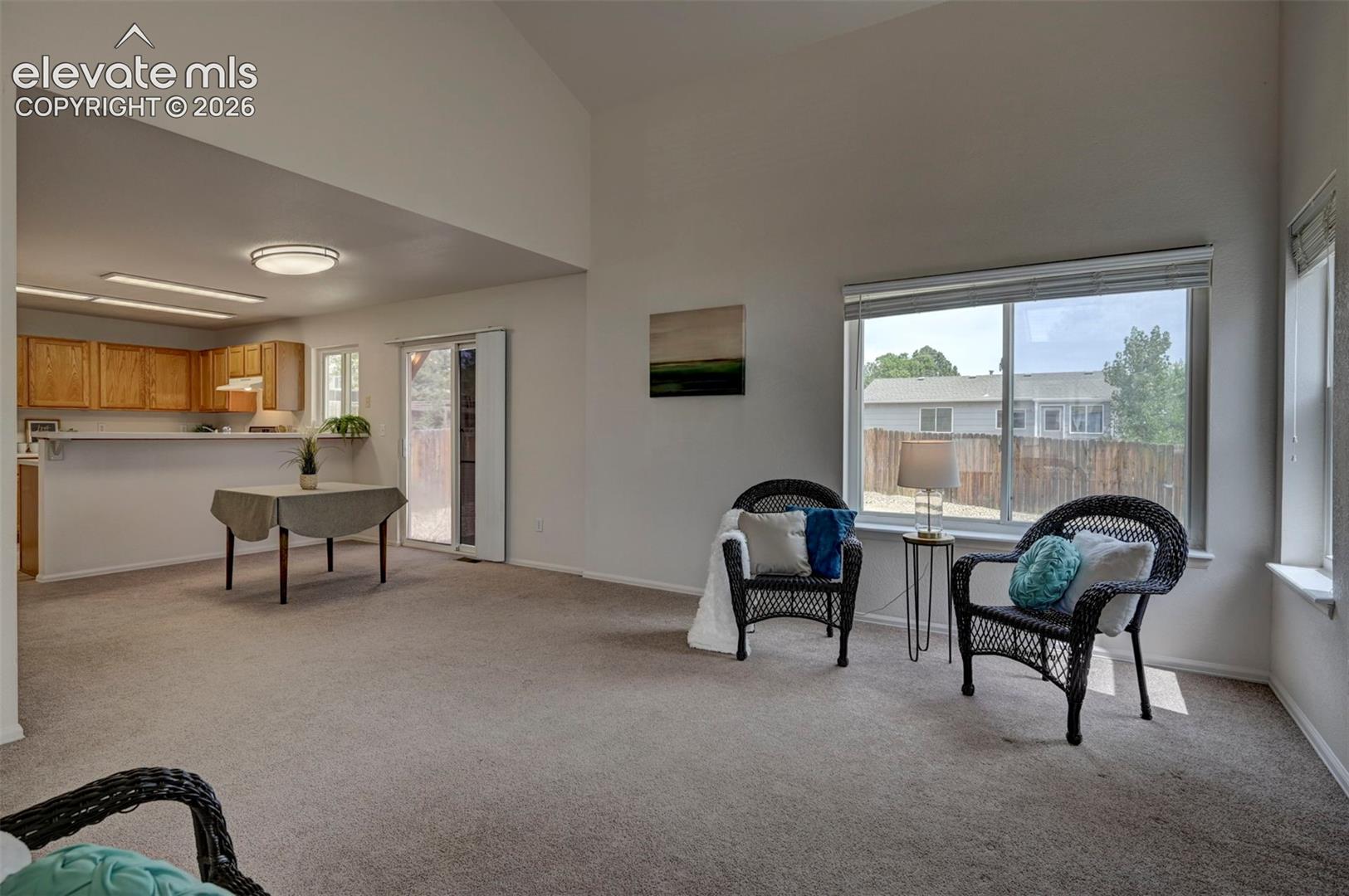 Listing photo 6 for 862 Descendant Drive