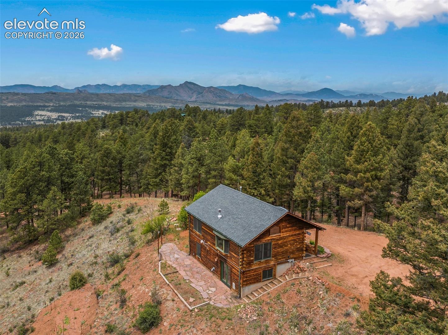 Listing photo 46 for 918 Douglas Fir Drive