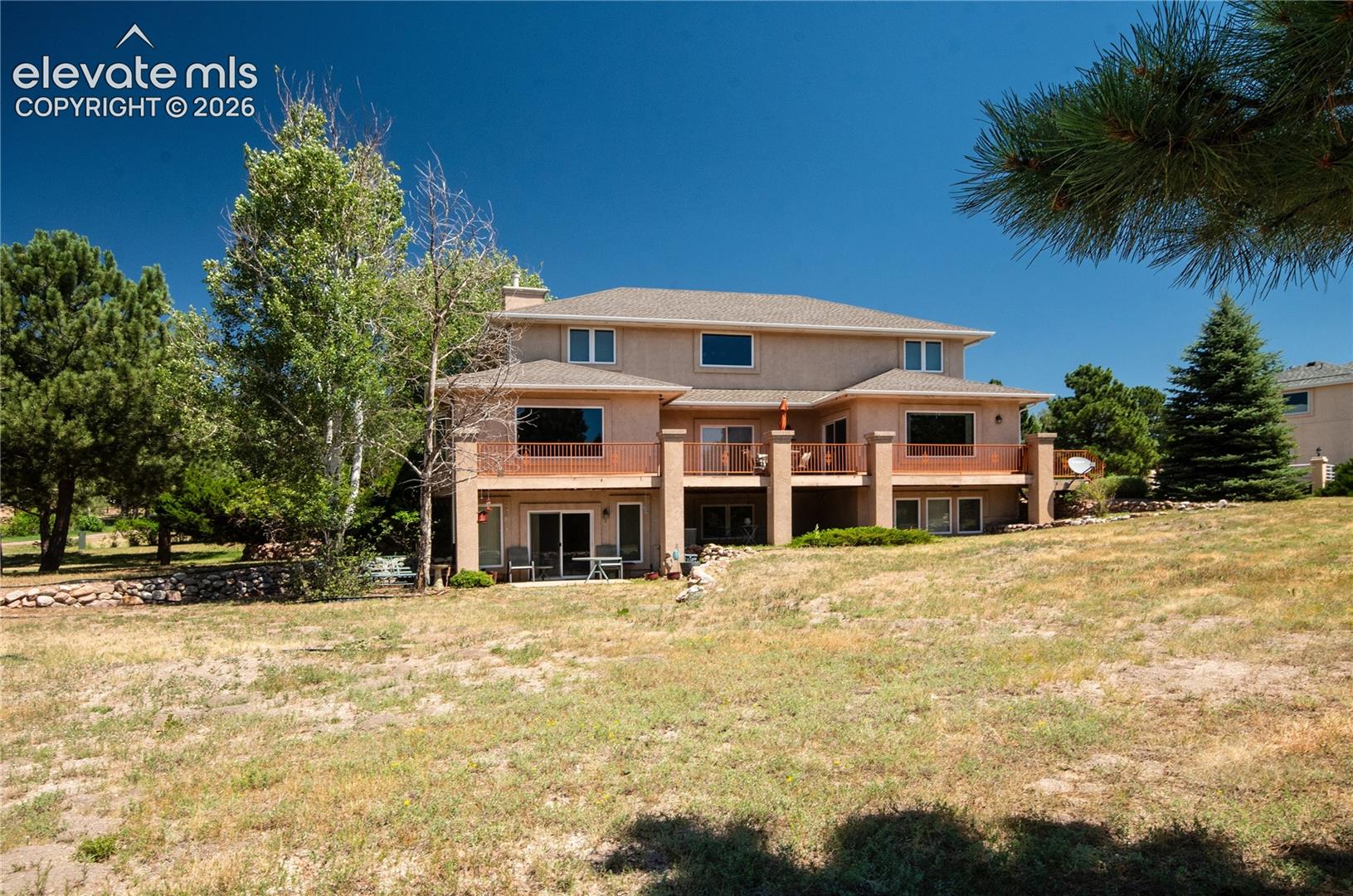Listing photo 48 for 19558 Fox Trail Way