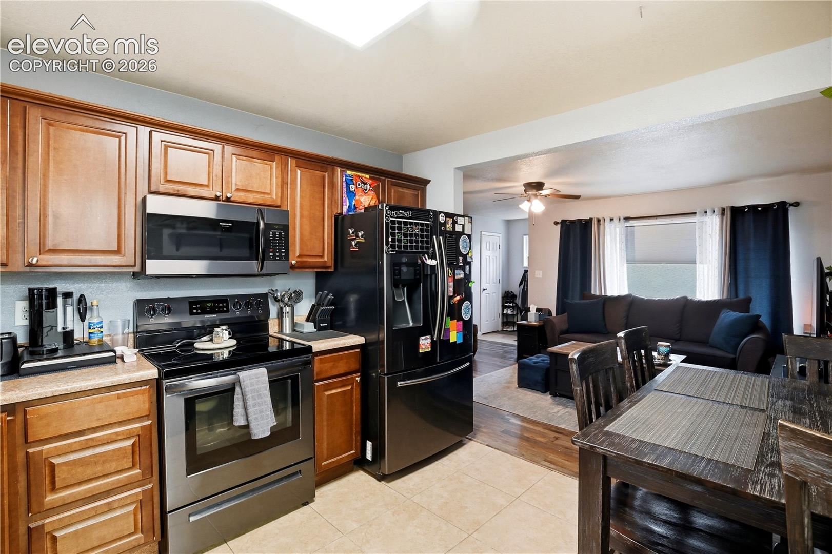 Listing photo 7 for 137 Steven Drive