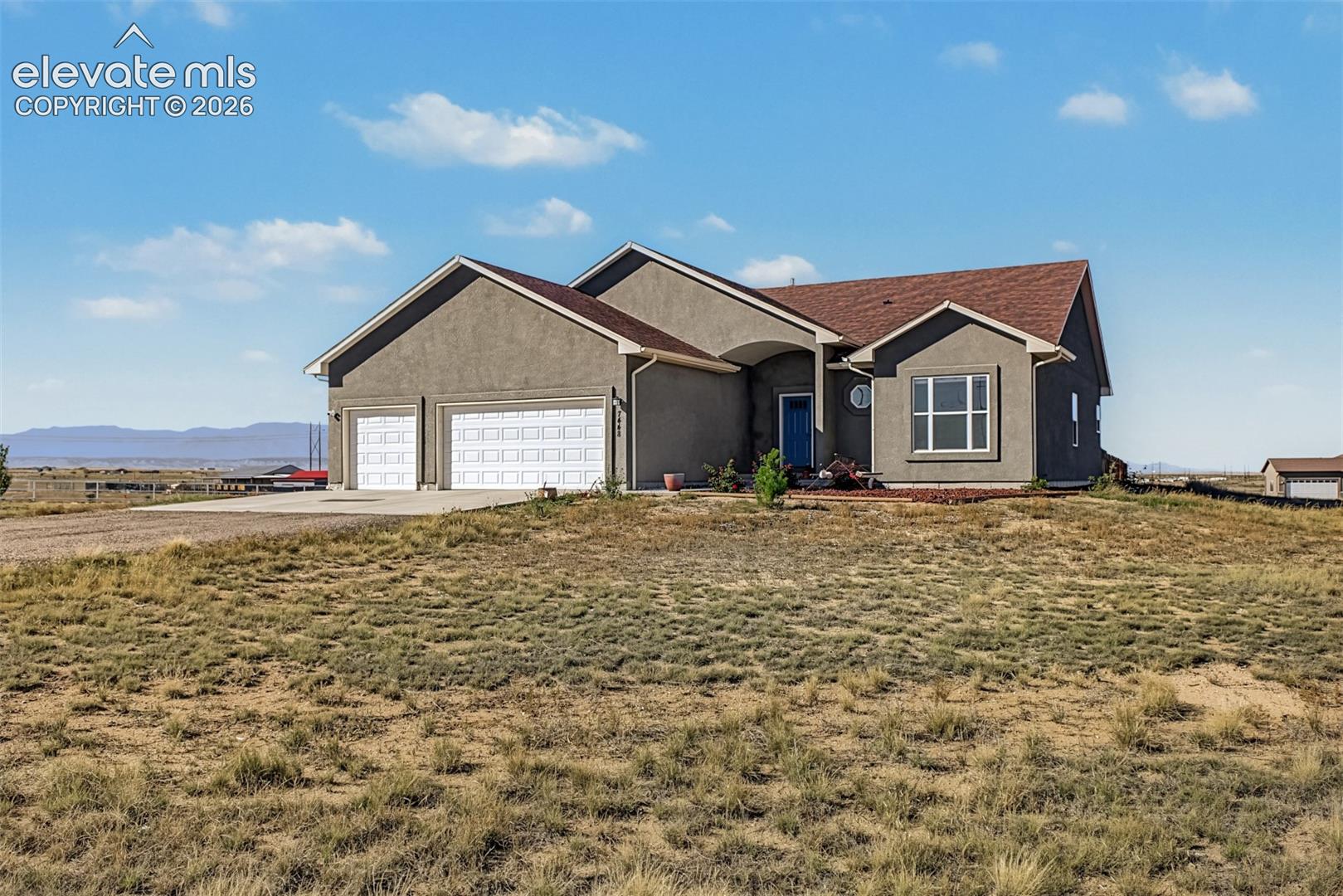 Listing photo 2 for 7448 Moab Court